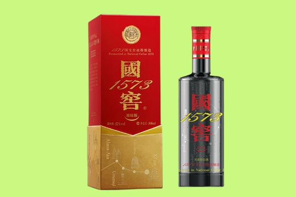 齐齐哈尔富拉尔基区回收国窖1573.jpg